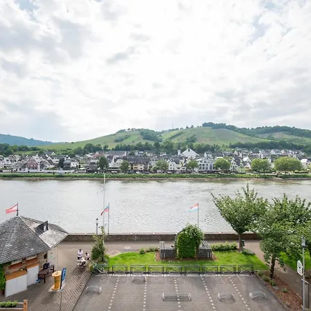 Haus Moselwelt Anton Apartment Zell an der Mosel Exterior photo